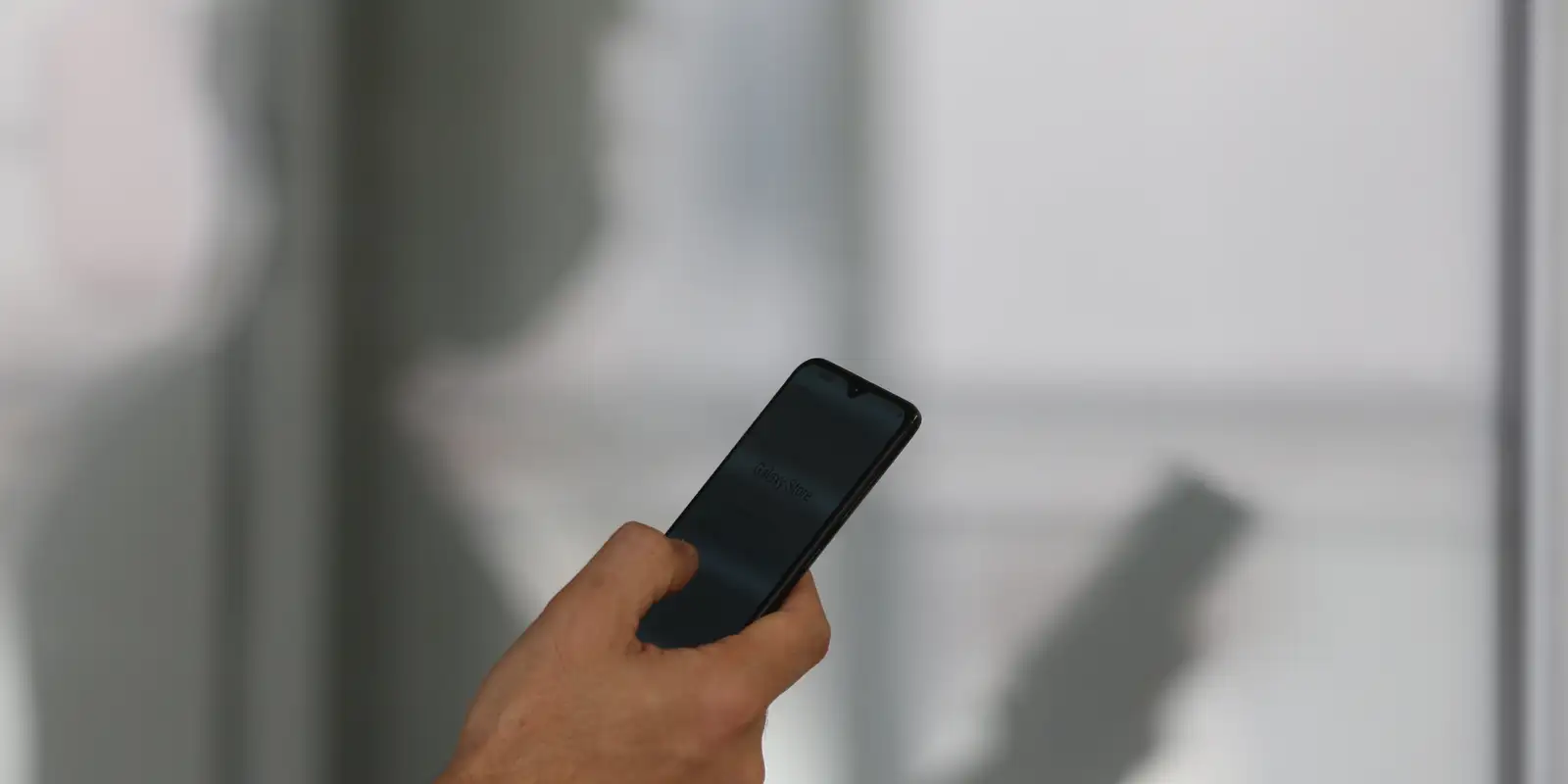 Casos de roubo de celular e furto ultrapassam 830 mil registros no Brasil
