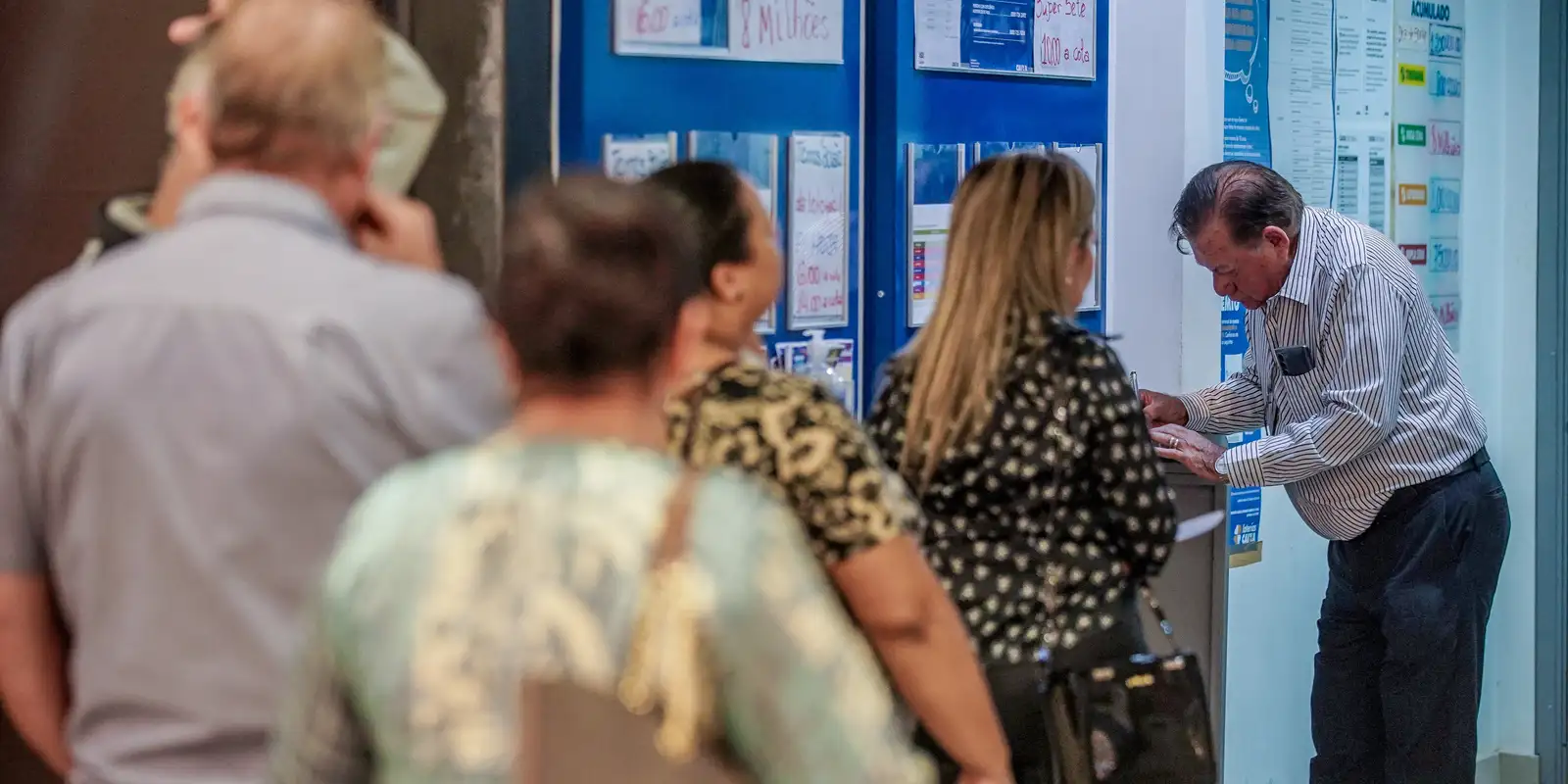 Mega-Sena pode pagar R$ 58 milhões no sorteio do concurso 3.048 neste domingo