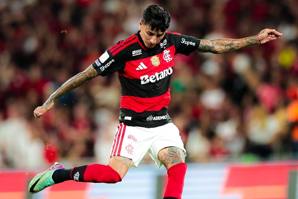 Melhores momentos de Flamengo e Vitória na 22ª rodada do Campeonato Brasileiro