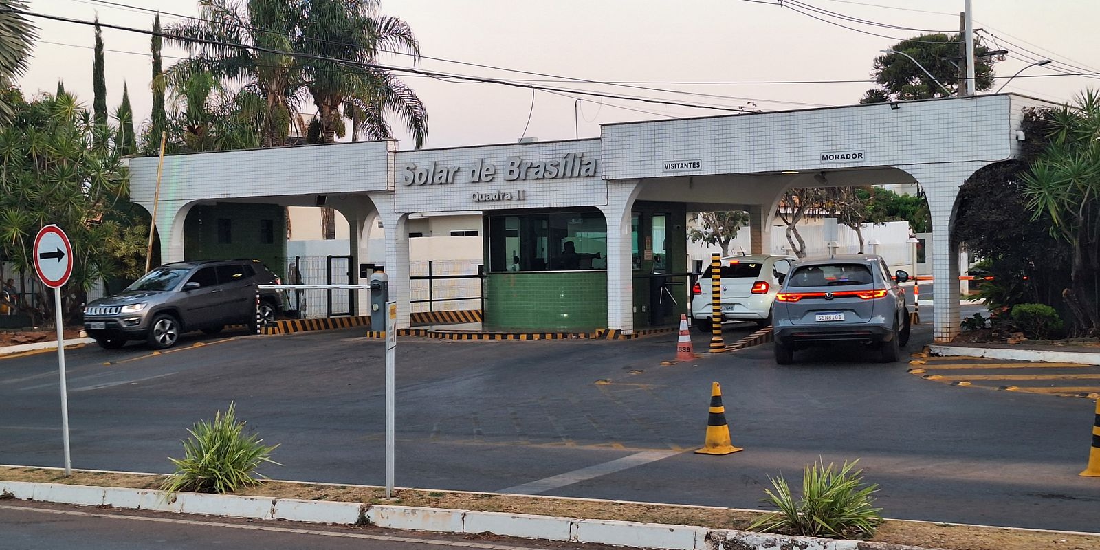 Moraes autoriza Jair Bolsonaro a deixar a prisão domiciliar para ir ao dentista