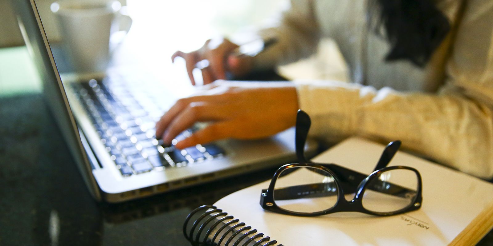 Mulheres lideram a força de trabalho no mercado de seguros, mas faltam no topo