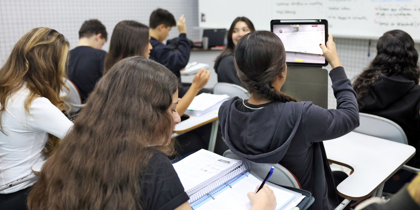 Pé-de-Meia realiza pagamento de nova parcela nesta terça para nascidos em março e abril