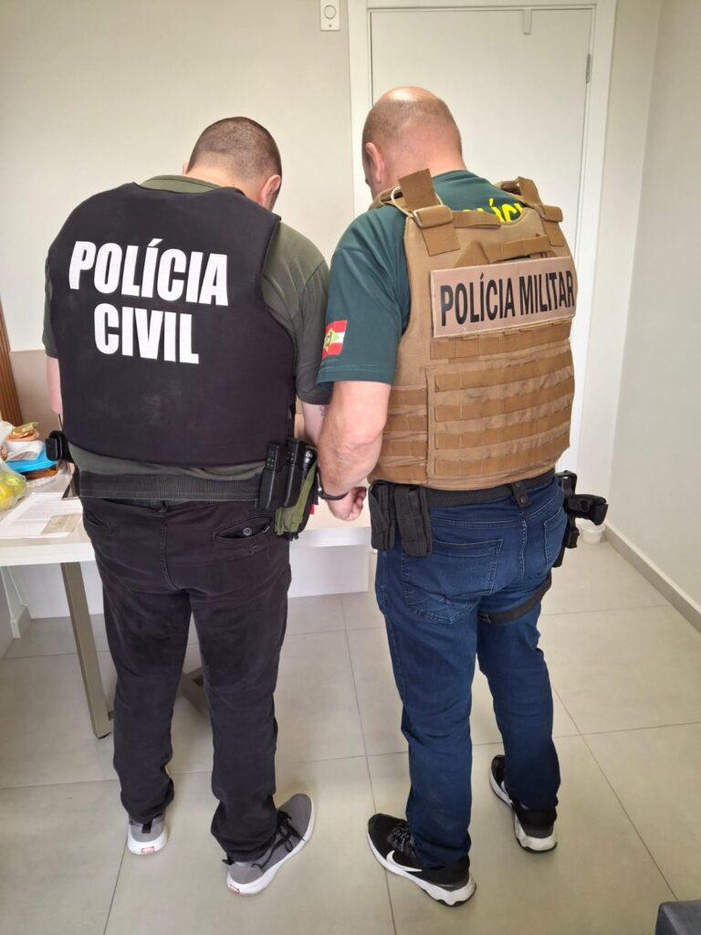 Polícia Civil investiga reforma milionária na casa de ex-secretário de Obras de Blumenau custeada por empreiteiras