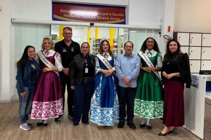 REALEZA DA 37ª MAREJADA PARTICIPA DE IMERSÃO SOBRE A HISTÓRIA E A CULTURA DE ITAJAÍ