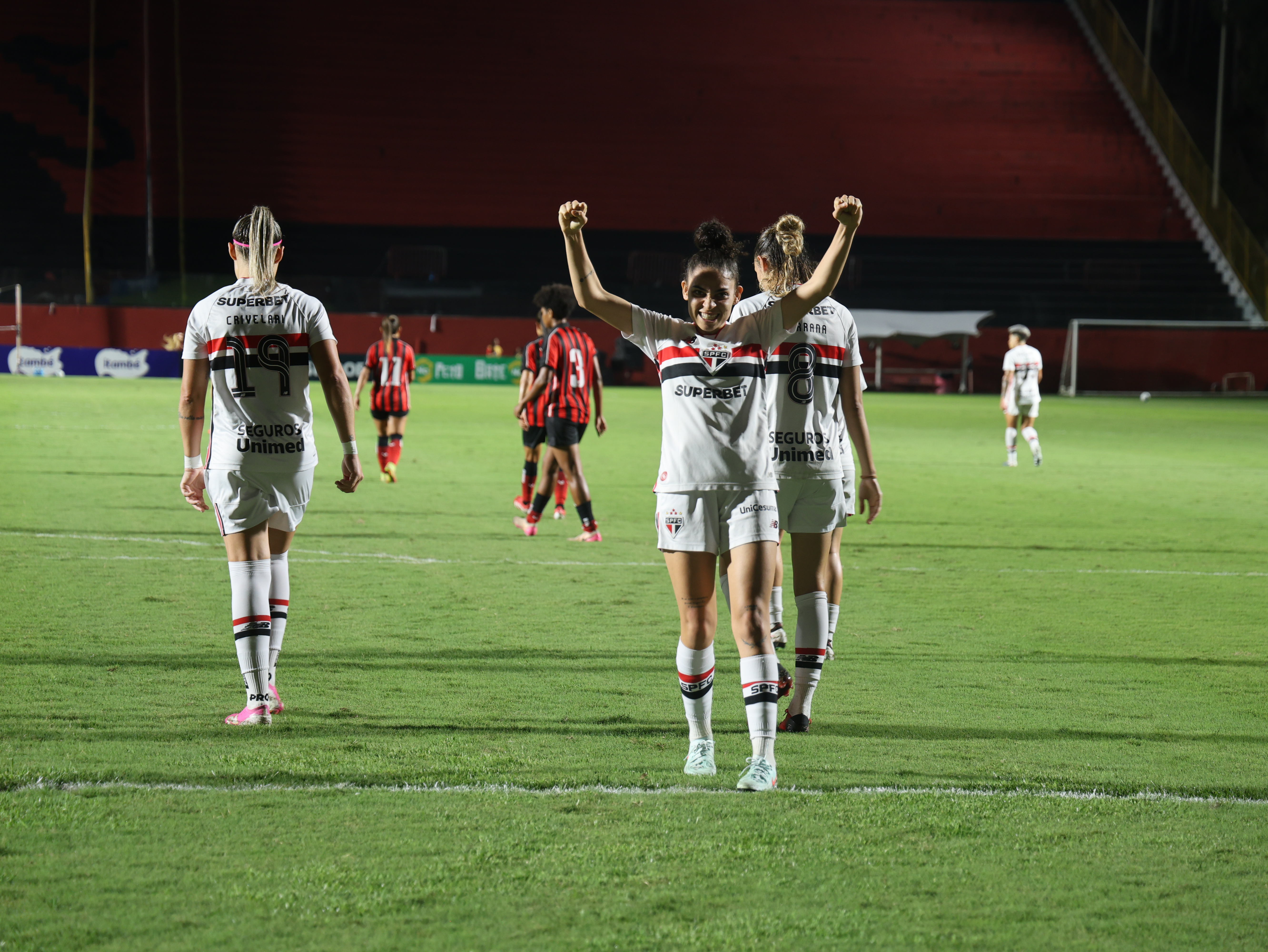 São Paulo e RB Bragantino se enfrentam pelo Brasileirão feminino; saiba onde assistir