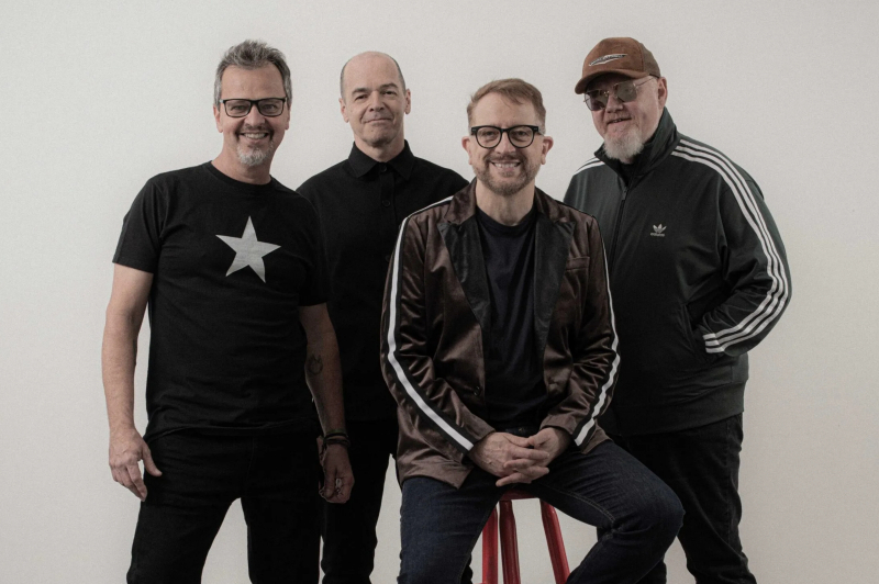 Show gratuito do Nenhum de Nós é a principal atração desta segunda-feira no Festival de Música de Itajaí