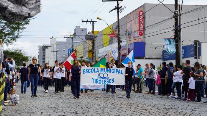 Timbó divulga ordem e mapa do Desfile Cívico de 7 de Setembro