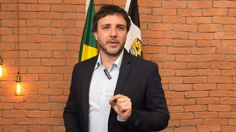 TSE restringe campanha digital de candidato à Presidência