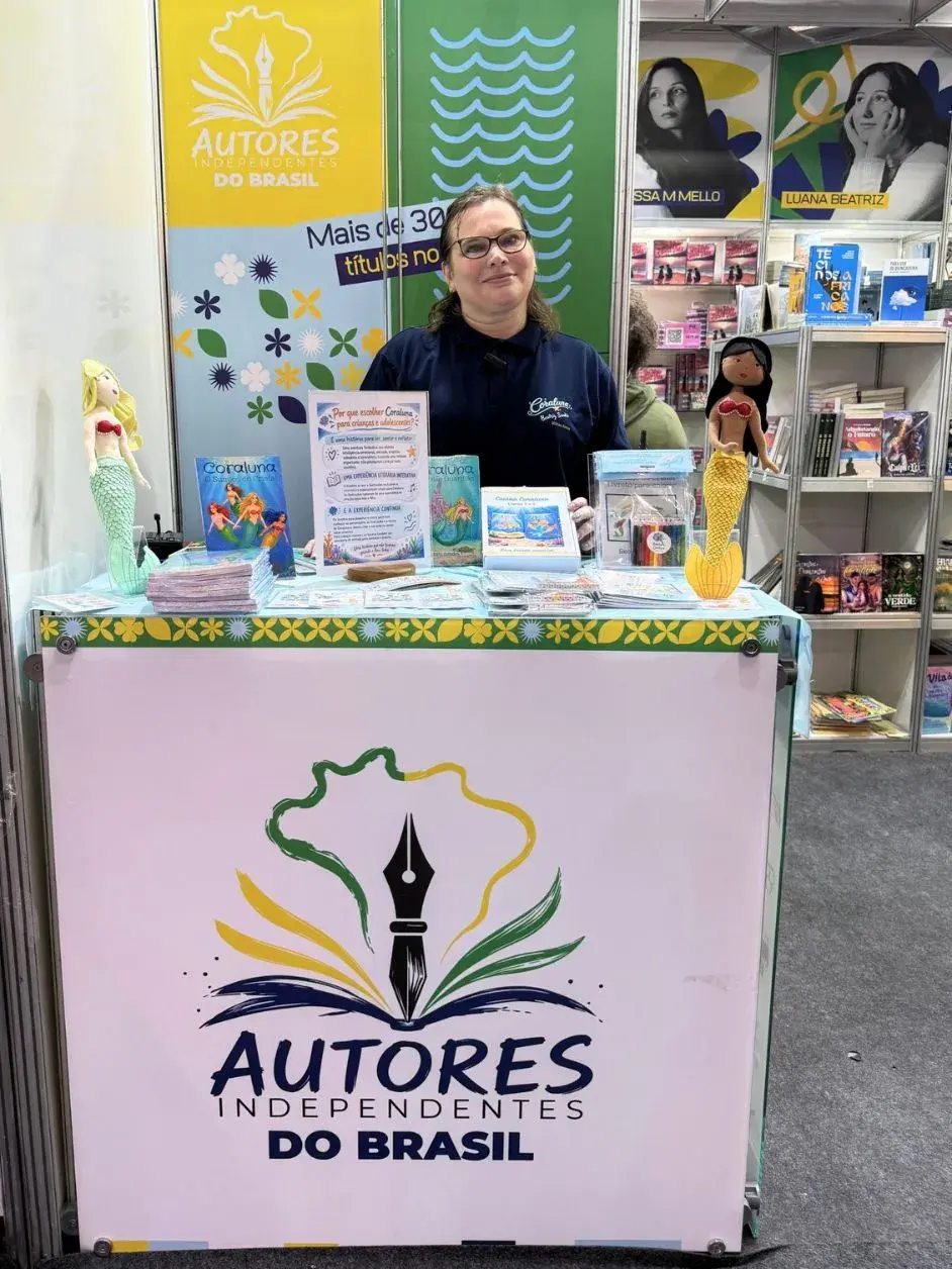 Autora de Timbó leva Coraluna à Bienal do Livro de São Paulo