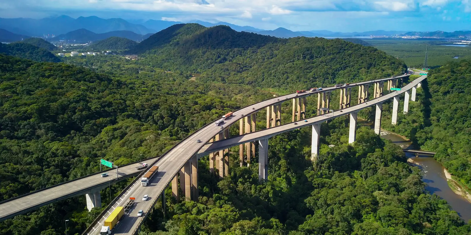 Brasil precisa dobrar investimentos em infraestrutura para sanar déficit, diz CNI