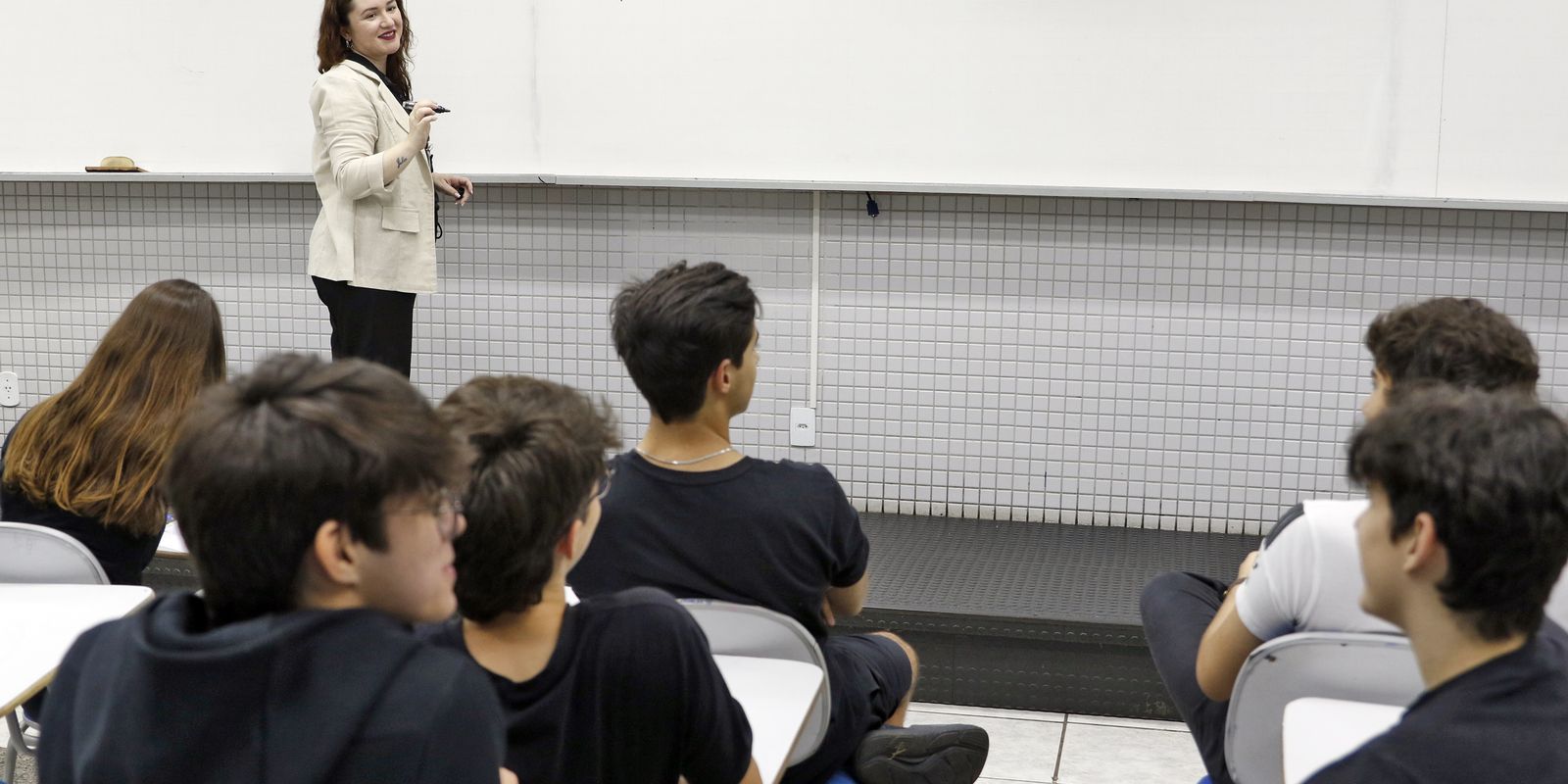 Inep publica cartilha do Enem 2026 com orientações para a prova de redação