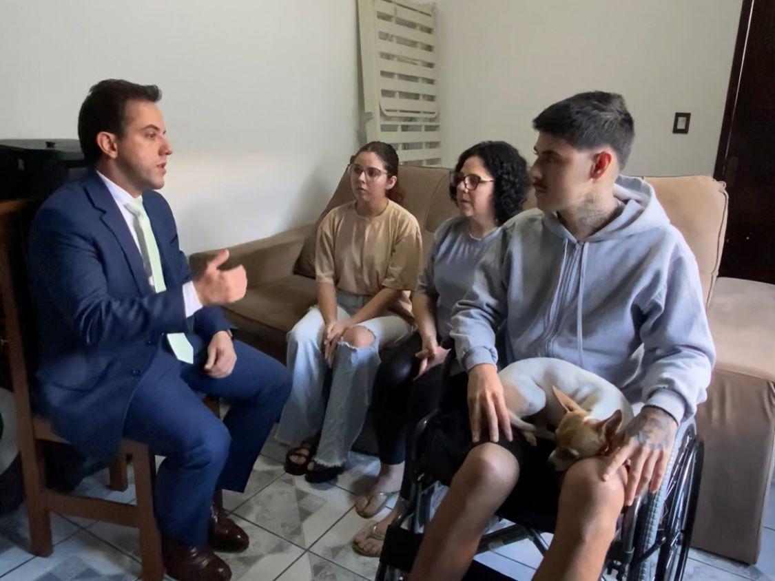 Casos de paraplegia acendem alerta para liberação da Polilaminina no Brasil