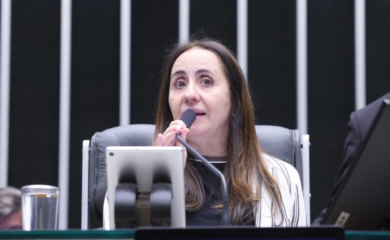 Câmara aprova regras para patente de inteligência artificial