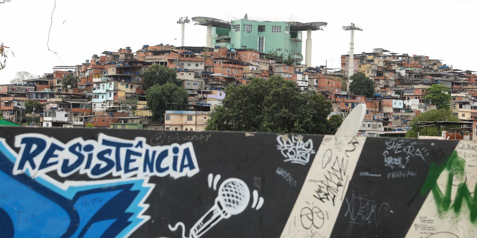 Educação nas favelas do Rio é prioridade nas eleições e supera a segurança