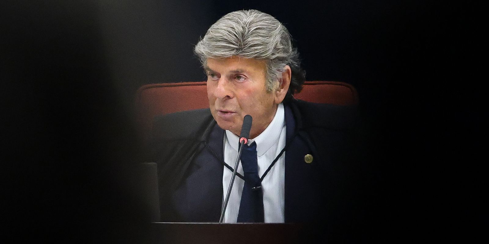 Luiz Fux cobra do Senado registros sobre Viviane Barci e Daniel Vorcaro