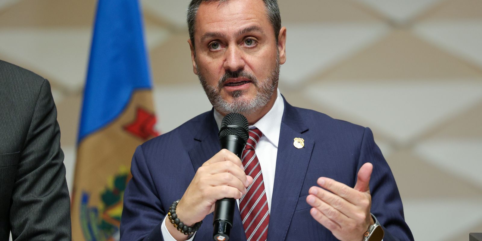André Mendonça afasta Andrei Rodrigues da direção-geral da Polícia Federal