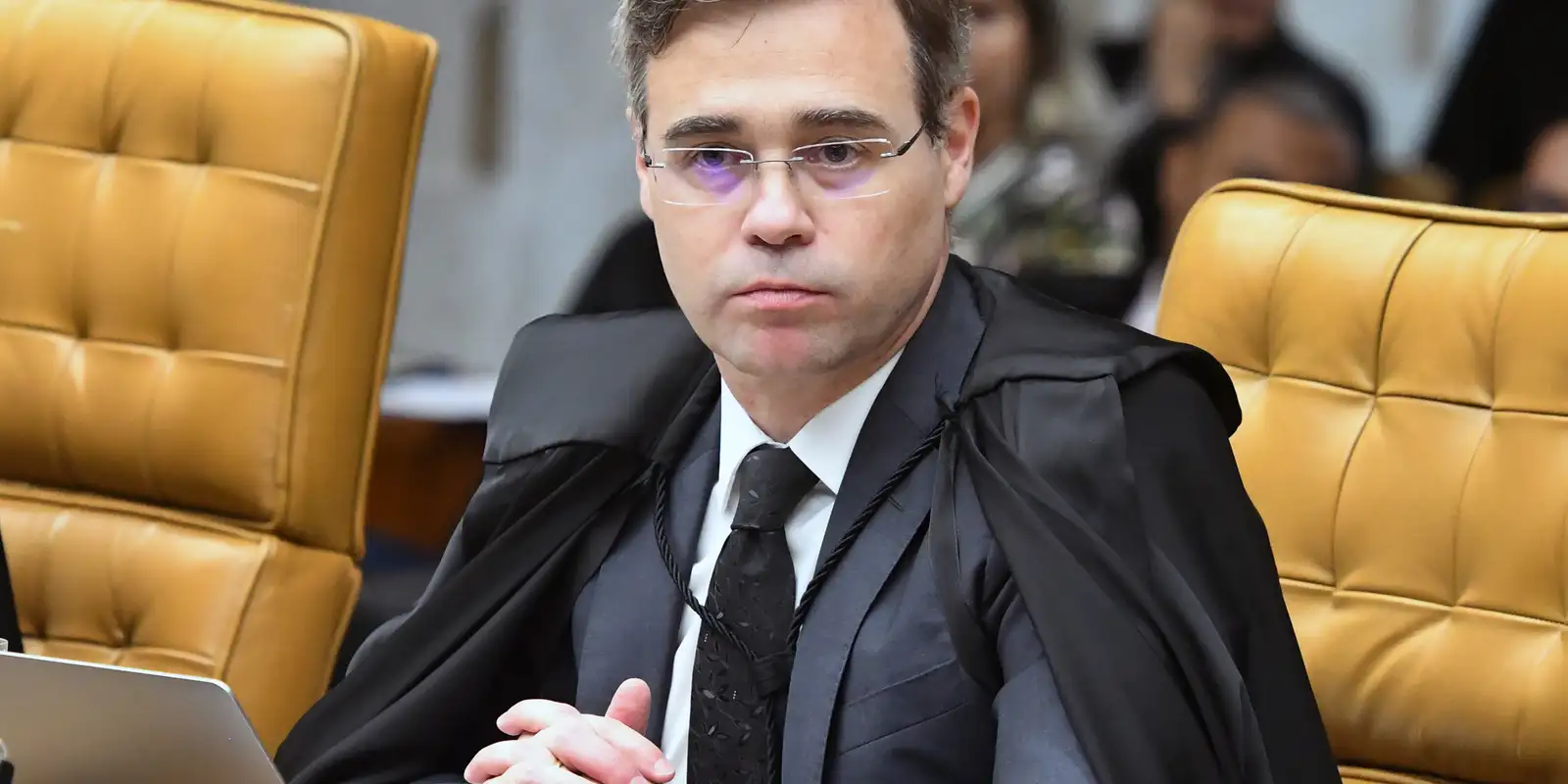 André Mendonça admite que se reuniu com o ex-banqueiro Daniel Vorcaro
