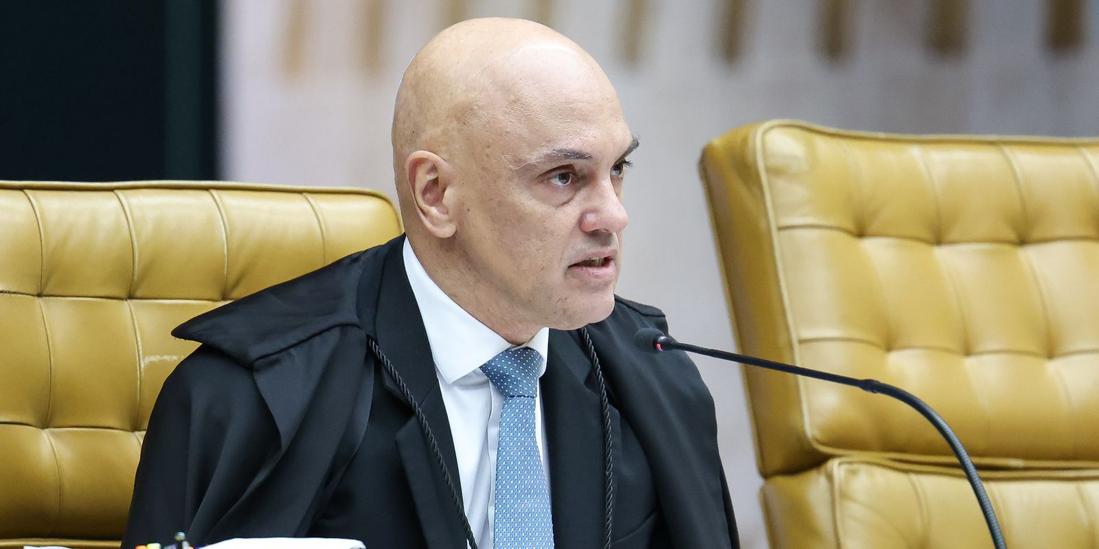 Alexandre de Moraes se declara impedido em ação sobre o Senado