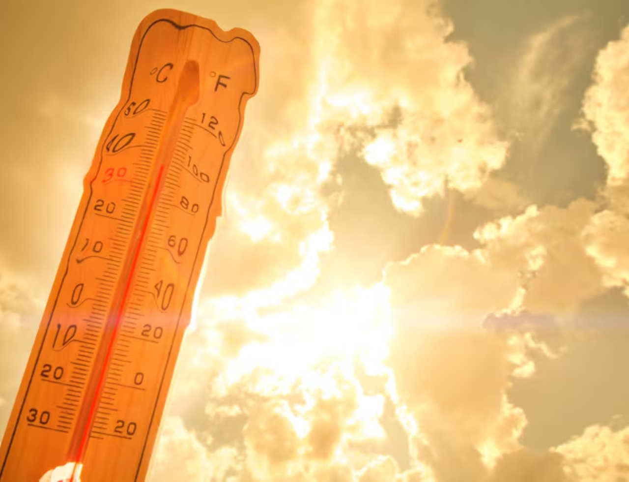 Outubro terá calor acima da média e chuva irregular no Brasil