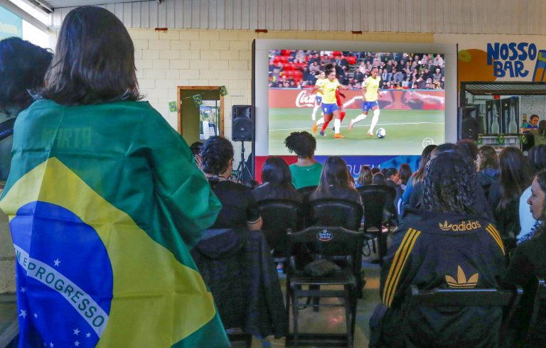 Projeto de lei quer proibir cotações de apostas em transmissões esportivas