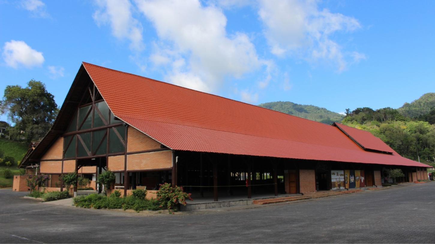Sala do Empreendedor de Pomerode marca presença na Feira da Viacredi 