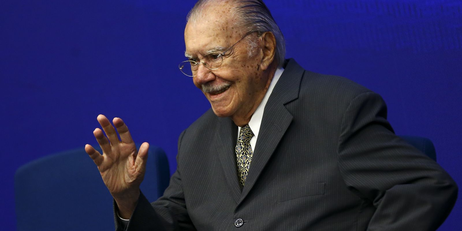 José Sarney é internado no Hospital Sírio-Libanês com pneumonia bacteriana