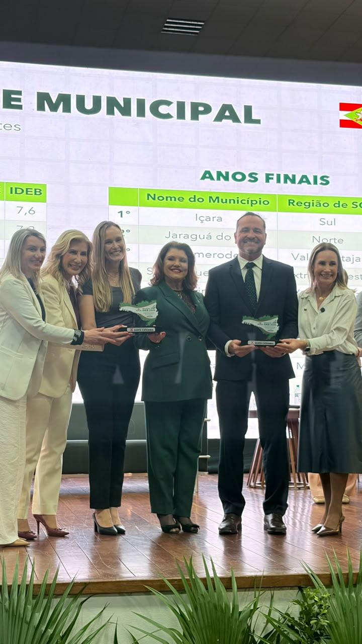 Timbó é destaque estadual no IDEB 2025 e recebe reconhecimento em Florianópolis