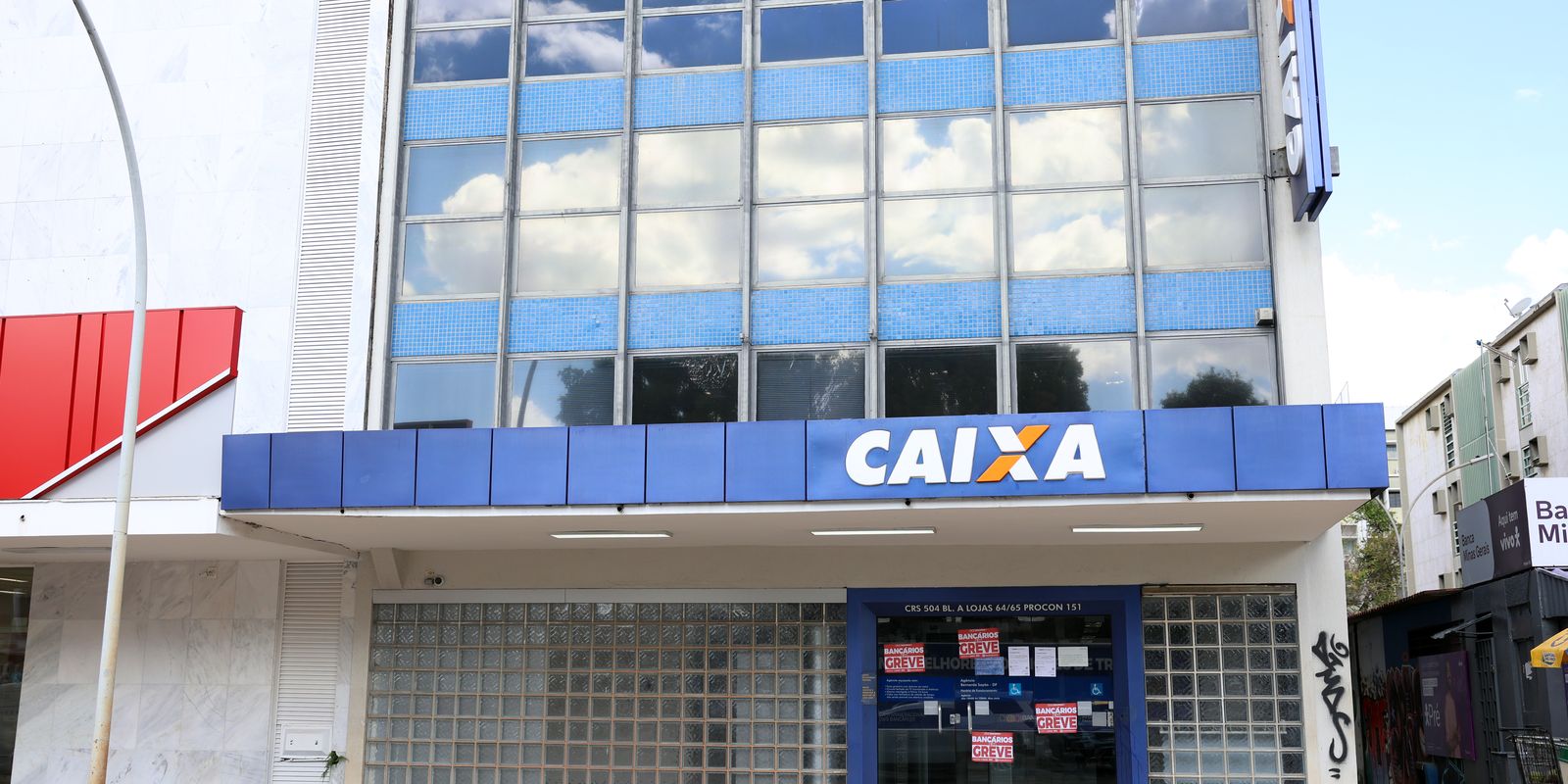 Trabalhadores votam proposta do banco para encerrar a greve da Caixa