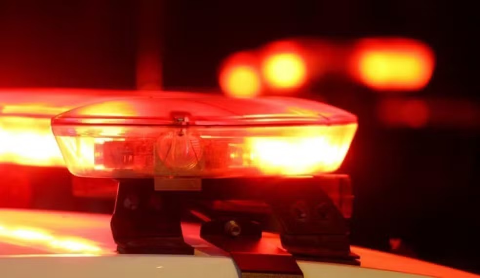 Três menores são apreendidos após furto de veículo em Florianópolis