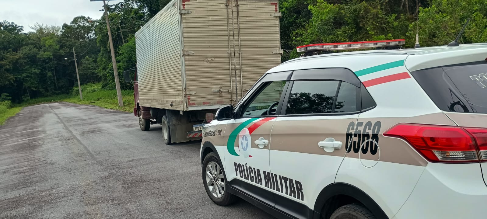 Caminhão furtado em Balneário Piçarras é encontrado em Barra Velha