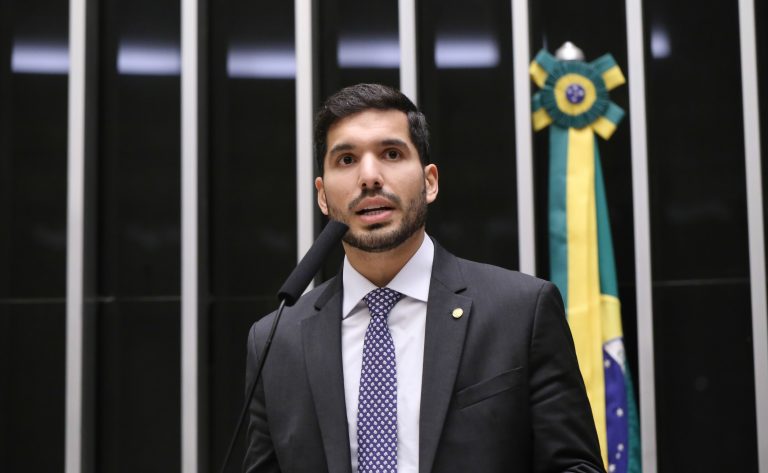 PL lidera lista de candidatos a deputado federal mais votados no país