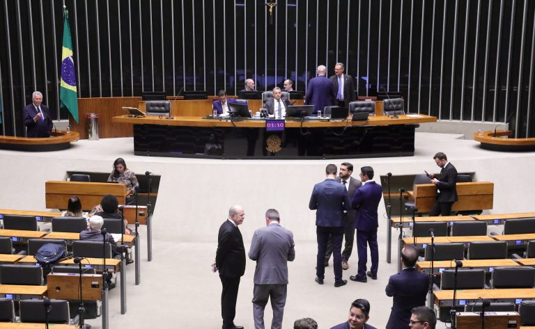 Câmara dos Deputados analisa acordo do Mercosul contra violência de gênero