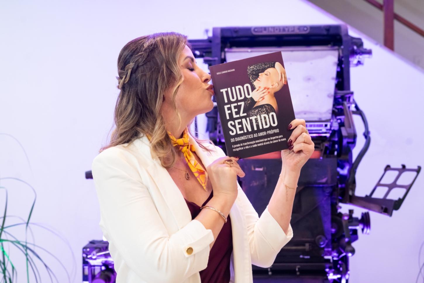 Gisele Machado lança livro e anuncia instituto de apoio a mulheres com câncer de mama