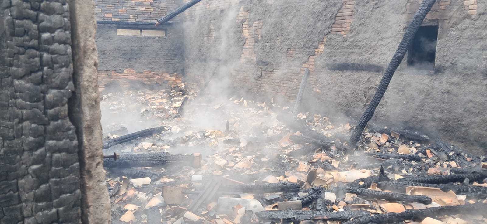 Incêndio atinge estufa de fumo em Nova Veneza