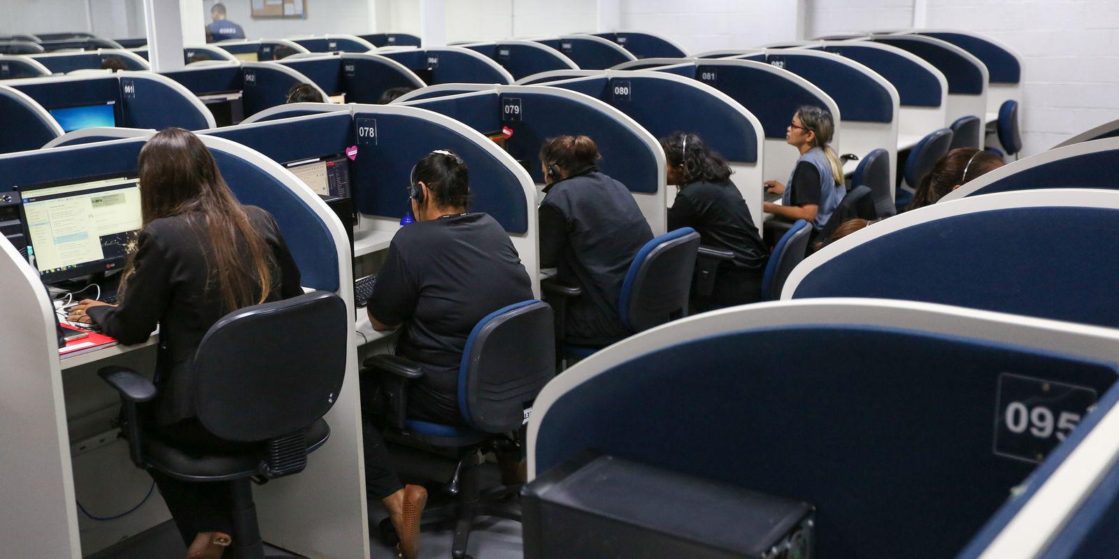 Ligue 180 registra 1,5 mil casos de violência política contra a mulher