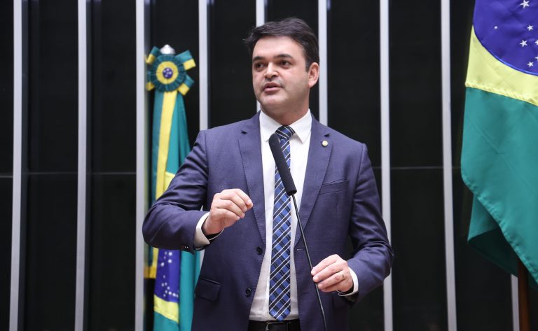 Projeto limita acesso a dados recolhidos em investigações criminais