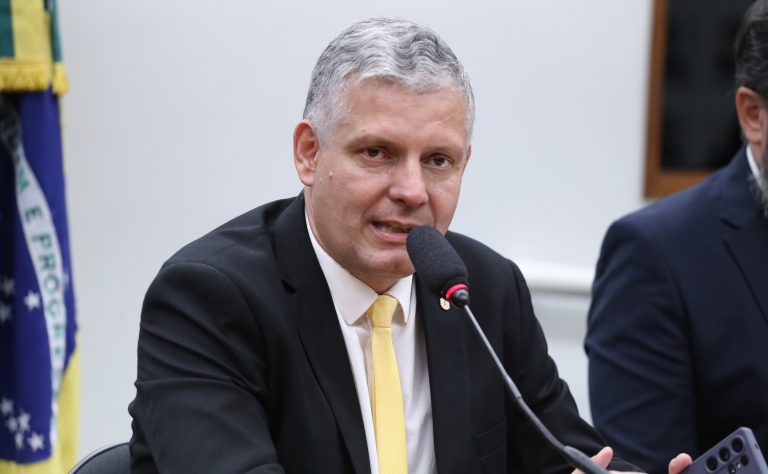 Projeto propõe isenção de Imposto de Renda para sequelas neurológicas