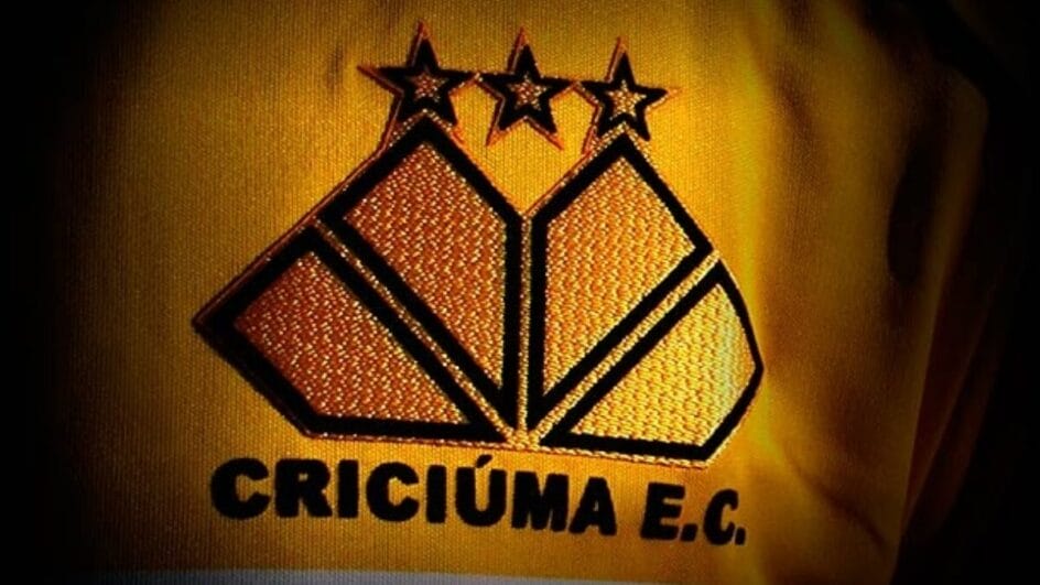 Qual o escudo mais bonito do Brasil? Criciúma lidera ranking entre clubes catarinenses; confira