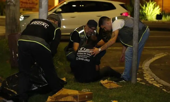 Ação integrada de abordagem social acolhe nove pessoas em situação de rua em Blumenau