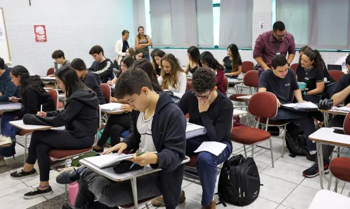 Estudantes podem solicitar a bolsa permanência do Prouni de R$ 700