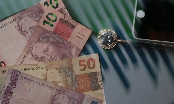 Ata do Copom justifica corte da Selic pela perda de ritmo da economia