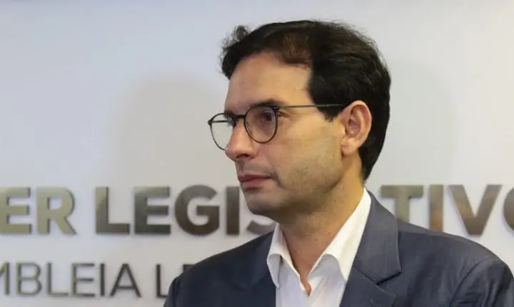 Audiência em Manaus explora benefícios da redução da jornada de trabalho para empresários