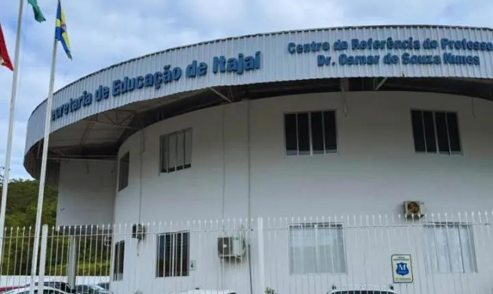 AUDIÊNCIA PÚBLICA DEBATE PROPOSTA DE PPP PARA INFRAESTRUTURA DA REDE MUNICIPAL DE ENSINO