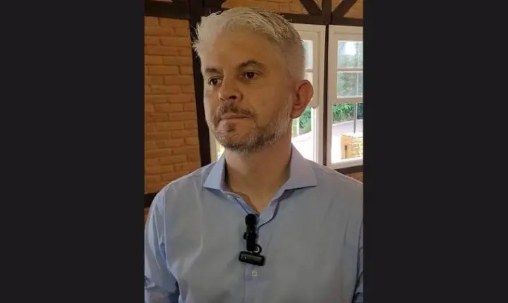 Blumenau entre vídeos, discursos e crise de gestão: Egídio Ferrari ainda precisa mostrar a que veio