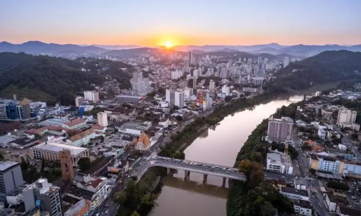 Blumenau realiza licitação exclusiva para micro e pequenas empresas