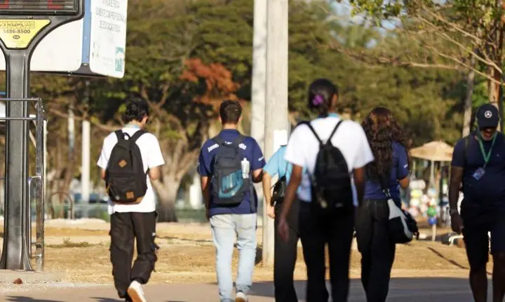 Pesquisa revela que brasileiros têm falsa percepção sobre a saúde do brasileiro