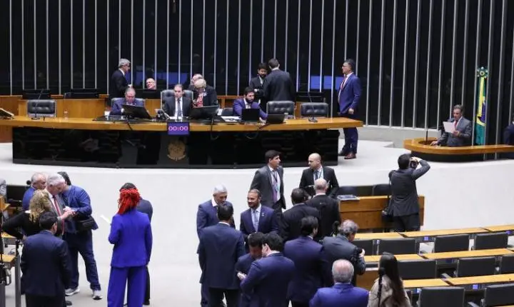 Câmara aprova projeto para criar universidade federal em Oiapoque