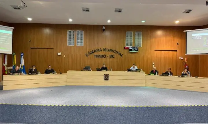 Câmara de Timbó aprova reforma administrativa e novos projetos na 25ª Sessão Ordinária