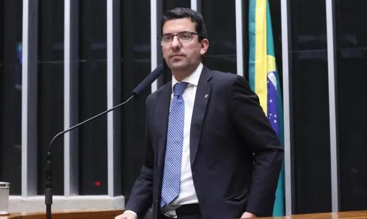 Câmara rejeita projeto de regime de resolução bancária em votação no plenário