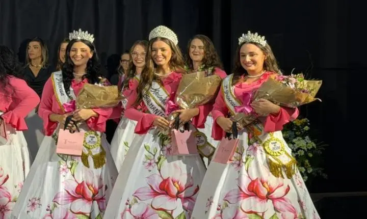 CANDIDATA DO BRILHANTE I É ELEITA RAINHA DA 40ª FESTA NACIONAL DO COLONO DE ITAJAÍ